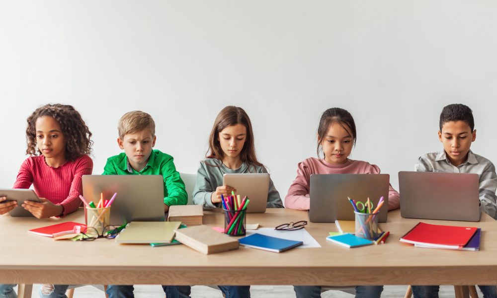 El Salvador Turns to AI to Personalize Learning Nationwide