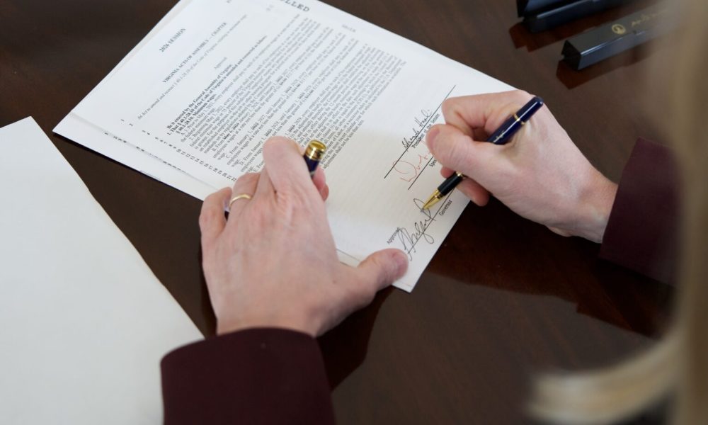 Virginia to Raise Minimum Wage to $15 by 2028 Under New Law