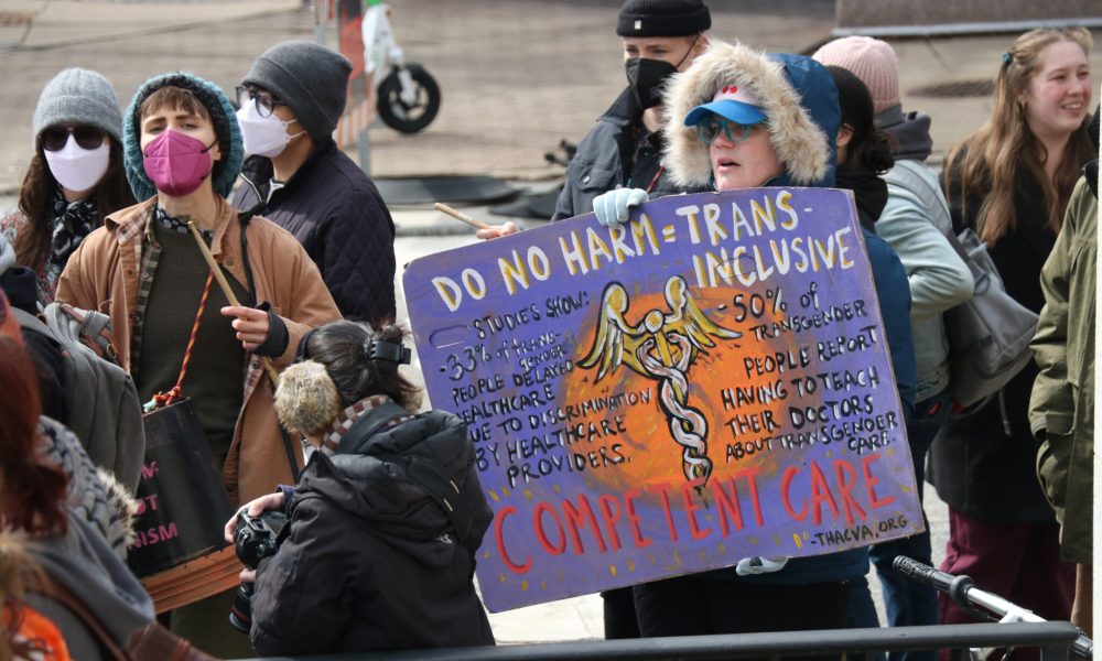 Virginia Lawmakers, Spanberger Grapple With Loss of Federal Healthcare Funds for Trans Youth  (10-15-2026) (10-15-2026)